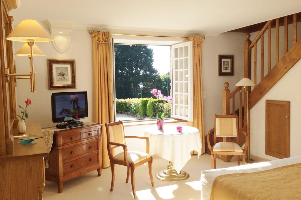 Manoir De Kertalg Hotel มูเอลอง-ซูร์-แมร์ ภายนอก รูปภาพ
