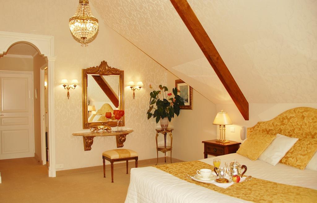 Manoir De Kertalg Hotel มูเอลอง-ซูร์-แมร์ ภายนอก รูปภาพ